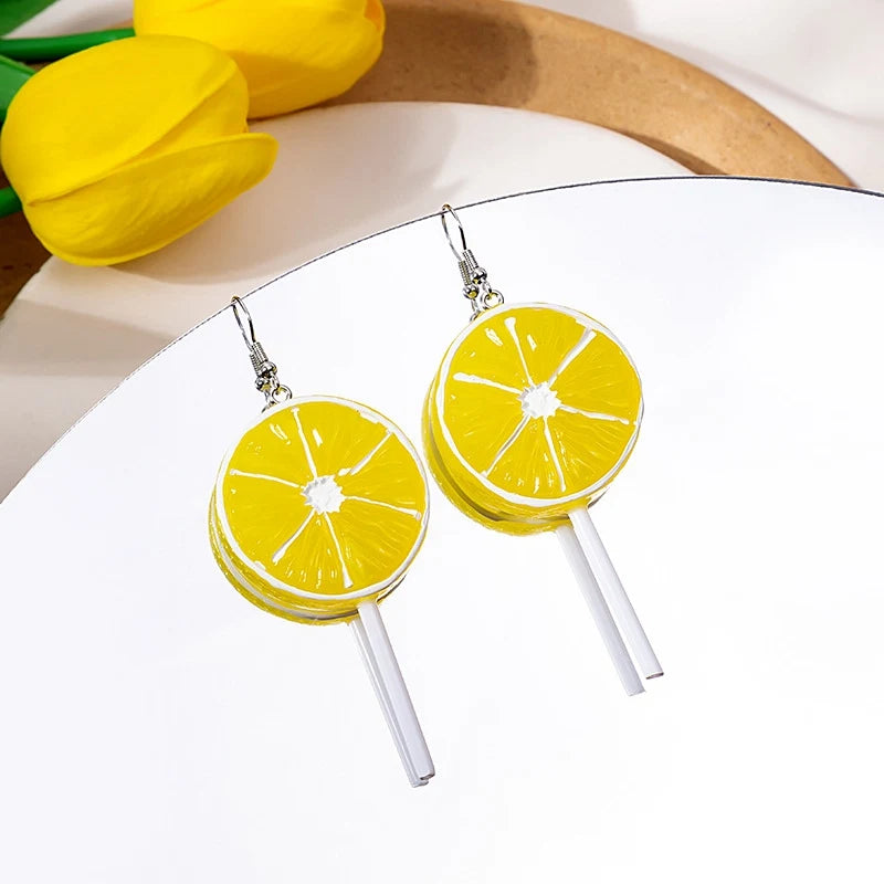 Novos Brincos de Bolo de Morango para Mulheres, Feitos à Mão em Resina, Brincos Bonitos de Limão e Melancia, Presentes de Aniversário para Meninas