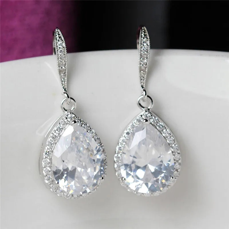 Brinco Clássico Huitan em Gota para Mulheres em Branco/Azul/Roxo com Pedra CZ Acessórios para Casamento, Noivado e Festas Joias Simples e Elegantes