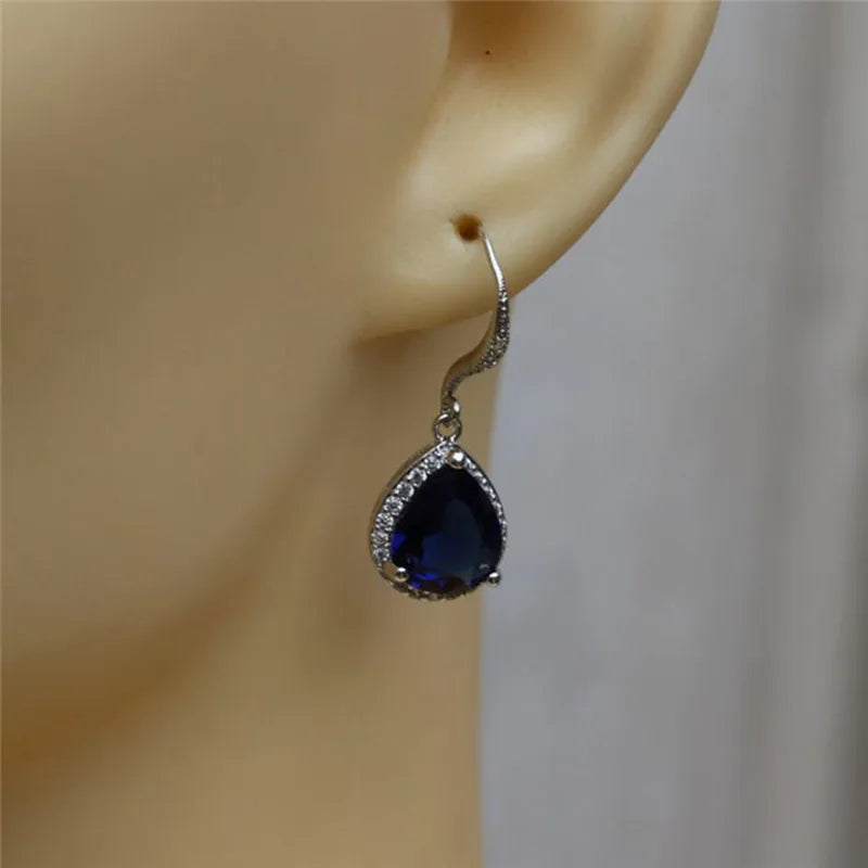 Brinco Clássico Huitan em Gota para Mulheres em Branco/Azul/Roxo com Pedra CZ Acessórios para Casamento, Noivado e Festas Joias Simples e Elegantes