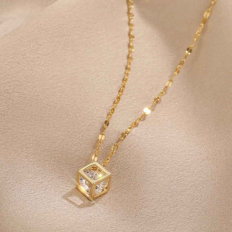 Colar de Pingente de Cristal Zirconia Quadrada Trendy para Mulheres, Moda Coreana, Joias Fêmeas Em Aço Inoxidável, Corrente Clavícula Fina e Linda