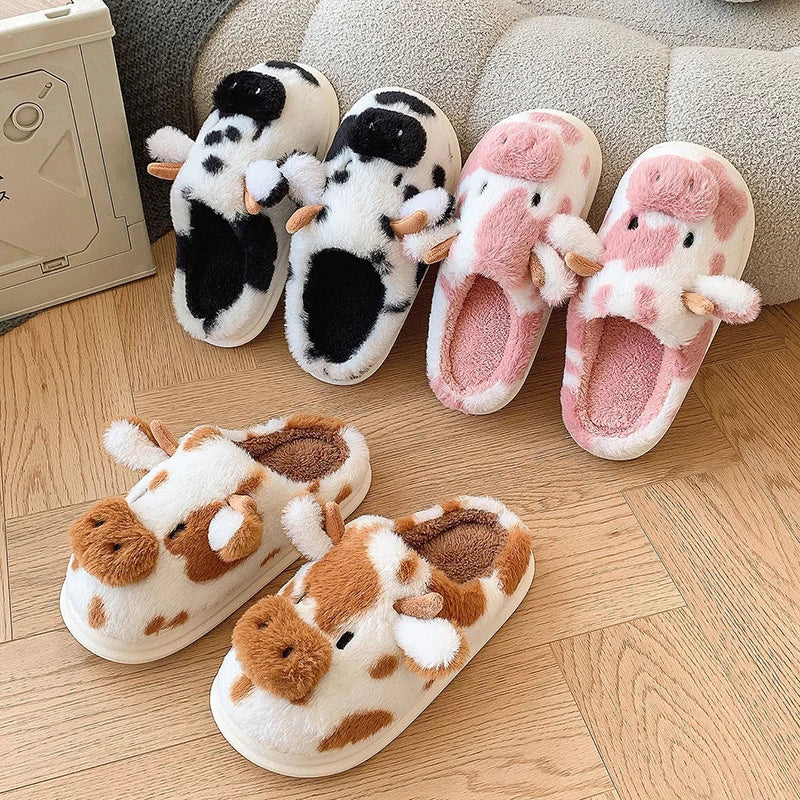 Pantufas de vaca de pelúcia para o inverno novo 2024, mulheres, slides de casa antiderrapantes, sapatos femininos macios com cobertura para os dedos, sapatilhas de algodão para o lar.