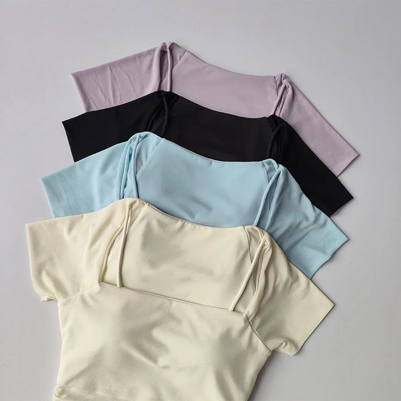 Vestido de Yoga Fake de Duas Peças de Verão com Almofada de Peito Fixa para Esportes, Manga Curta, Usando Top de Corrida e Fitness