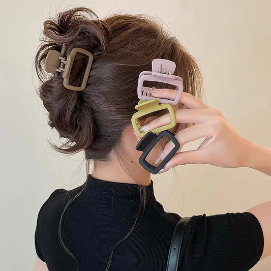 Conjunto de 4 peças de clipe de cabelo em plástico, pequeno, cor matte, formato quadrado, coração, geométrico, clipes de tubarão, clipe de cabelo, acessórios para cabelo feminino