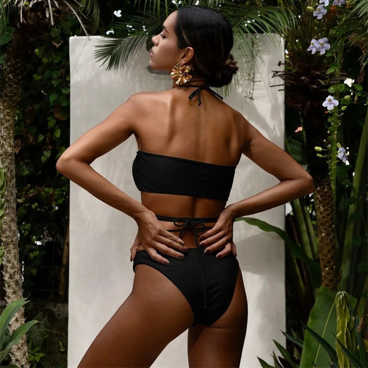 Conjunto de Biquíni Sexy com 3 Peças e Capa, Biquíni Branco com Pérolas, Maiô Feminino Halter, Roupa de Banho com Ombros Descidos, Biquíni para Praia