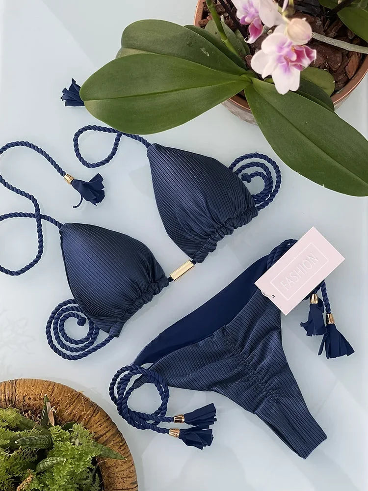 Biquíni Feminino Novo em Tecido Especial de Cor Sólida com Corda Multicolorido