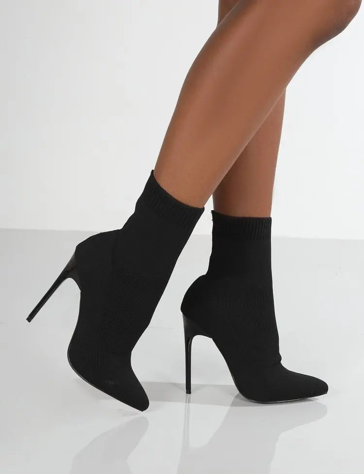 Botas de cano curto para mulheres em tecido elástico de luxo, botas de salto alto para dançarinas exóticas, stilettos femininos, bota de bico fino para outono e inverno.