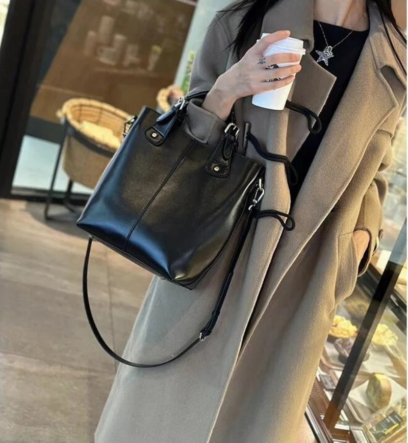 New Arrive Women's Fashion Handbags High Quality Genuine Leather Shoulder Bags Large Bucket Bags Designer Handbags