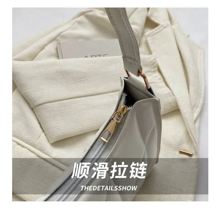 Trendy Women Shoulder Bag PU Leather Underarm Bag Solid Color Handbags Leisure Commuting Small Handle Bags Fashion Zipper Clutch