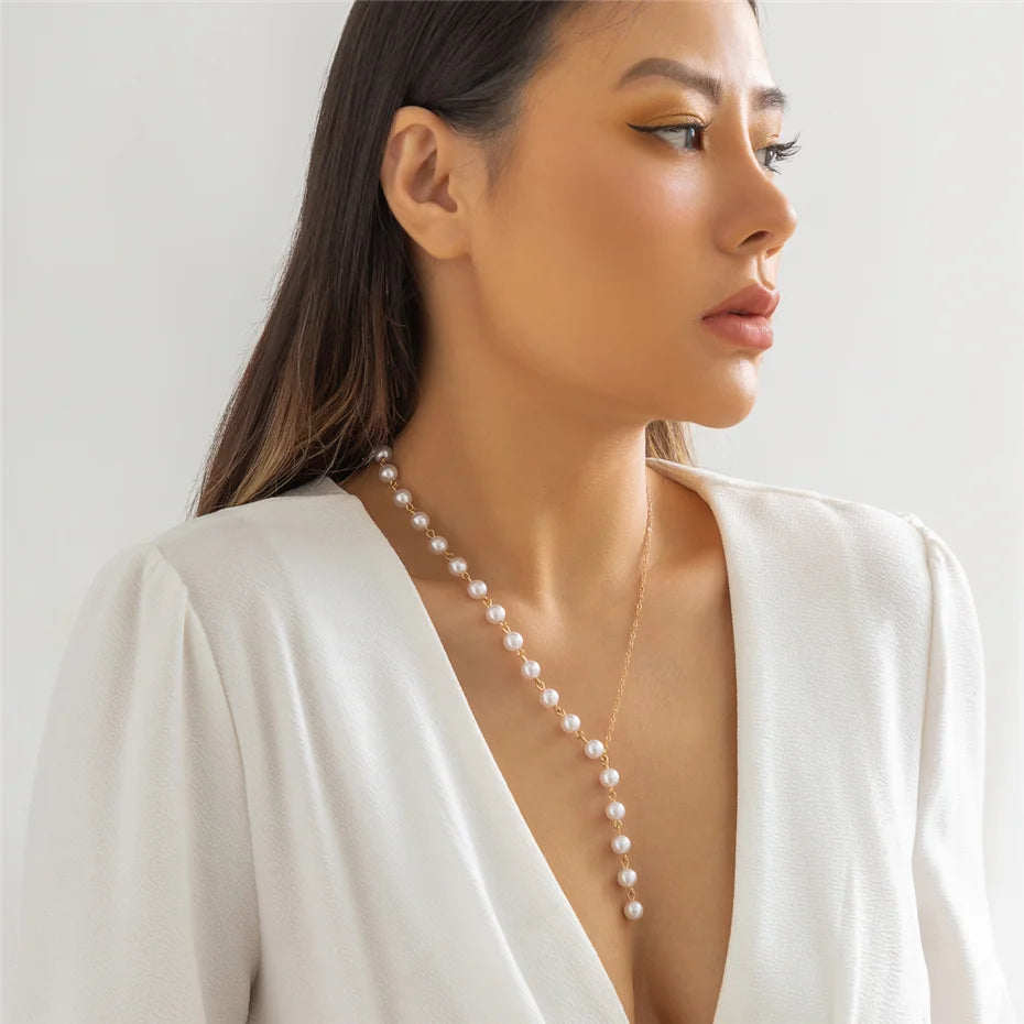 Colar de corrente assimétrica elegante em imitação de pérola Ingemark para mulheres, noivas, acessórios de colar longo Kpop, nova joia
