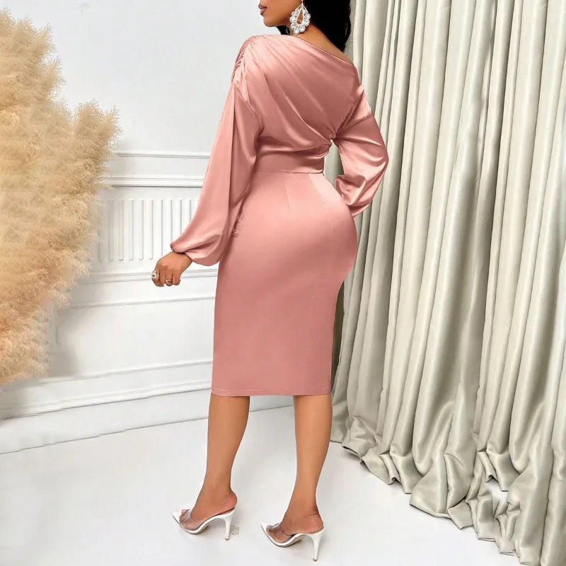 Vestido Feminino Slim Fit de Manga Longa com Decote Redondo e Manga Oca Personalizada Temperamento Novo da Europa 2025