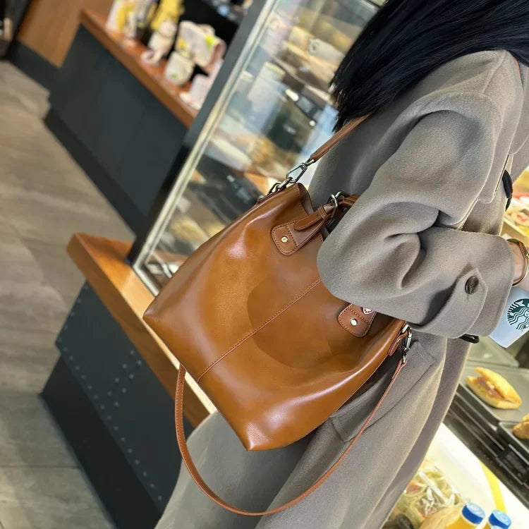 Genuine Leather Women's Tote Bag 2025 New Woman Shoulder Bags Fashion Cowhide Crossbody Bucket Bag Female Handbags 9258