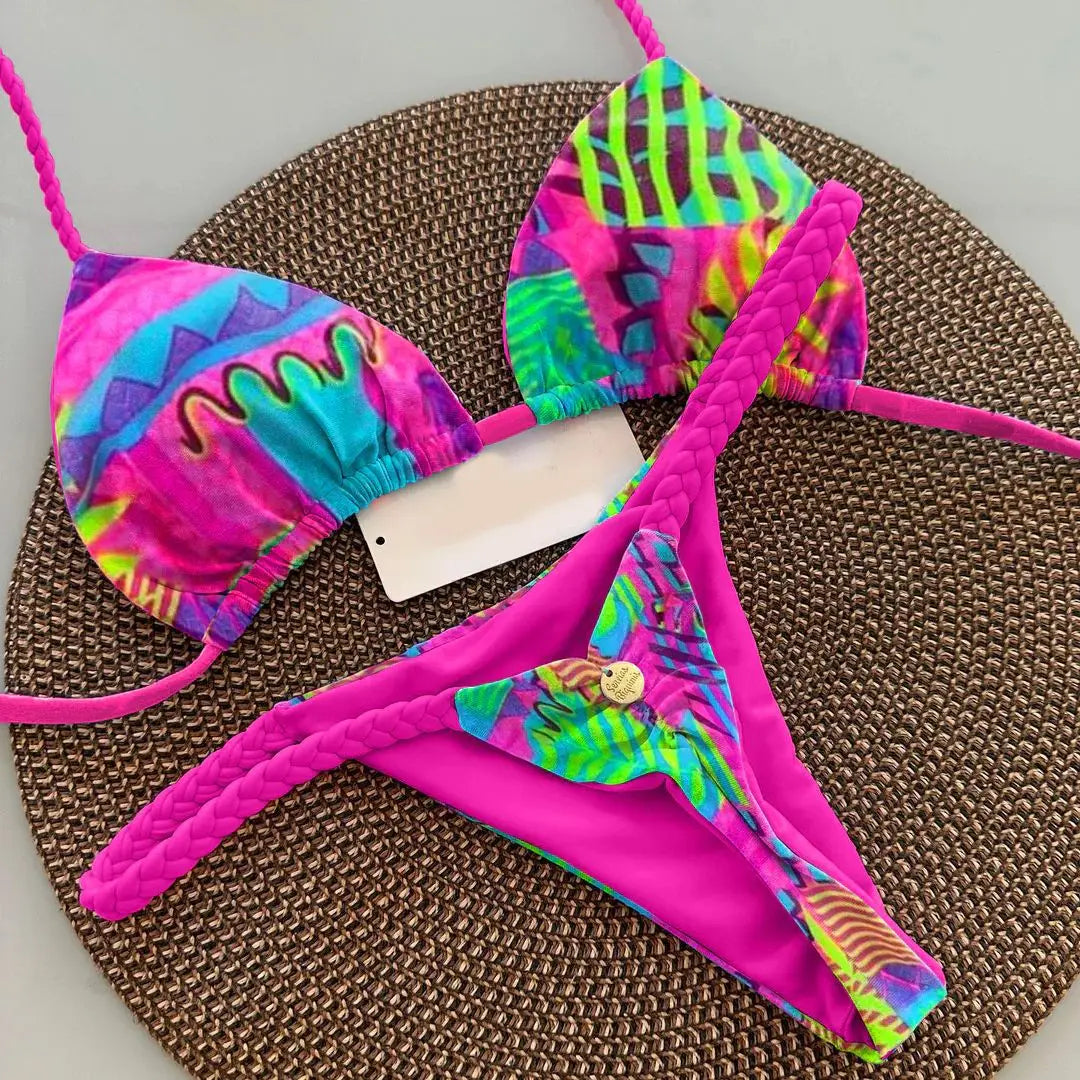 Novo Conjunto de Biquíni de Duas Peças para Mulheres Sexy na Praia