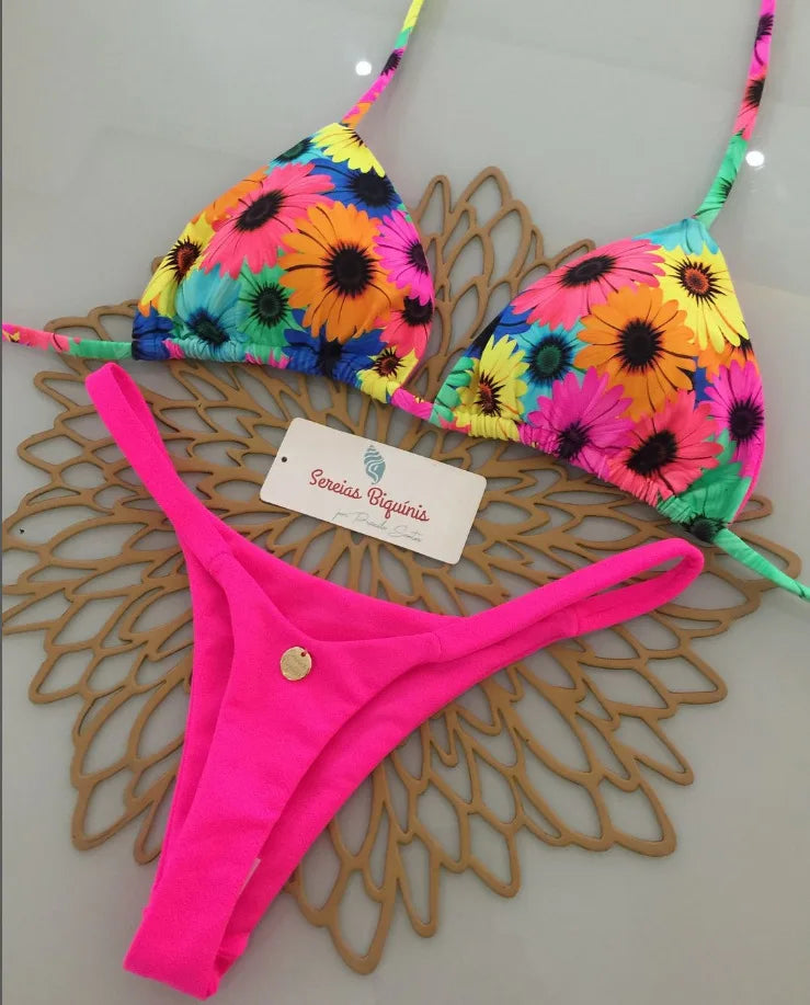 Novo Conjunto de Biquíni de Duas Peças para Mulheres Sexy na Praia