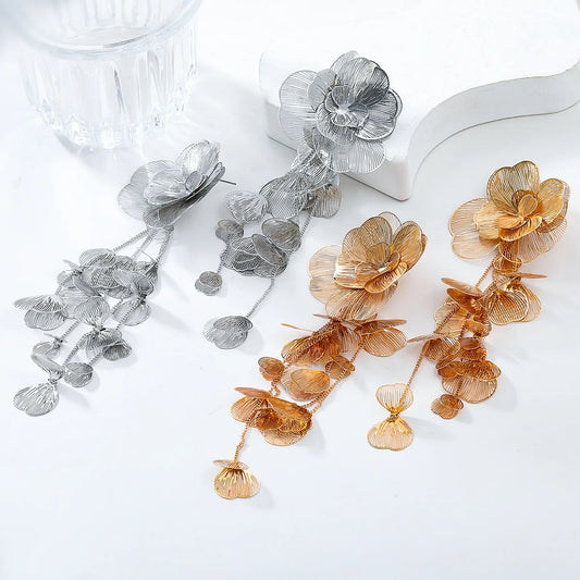 Brincos de Flor de Liga Multicamadas em Ouro Prateado Exagerados Vedawas, Acessórios de Luxo Vintage para Mulheres em Banquetes e Resorts