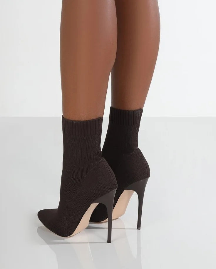 Botas de cano curto para mulheres em tecido elástico de luxo, botas de salto alto para dançarinas exóticas, stilettos femininos, bota de bico fino para outono e inverno.