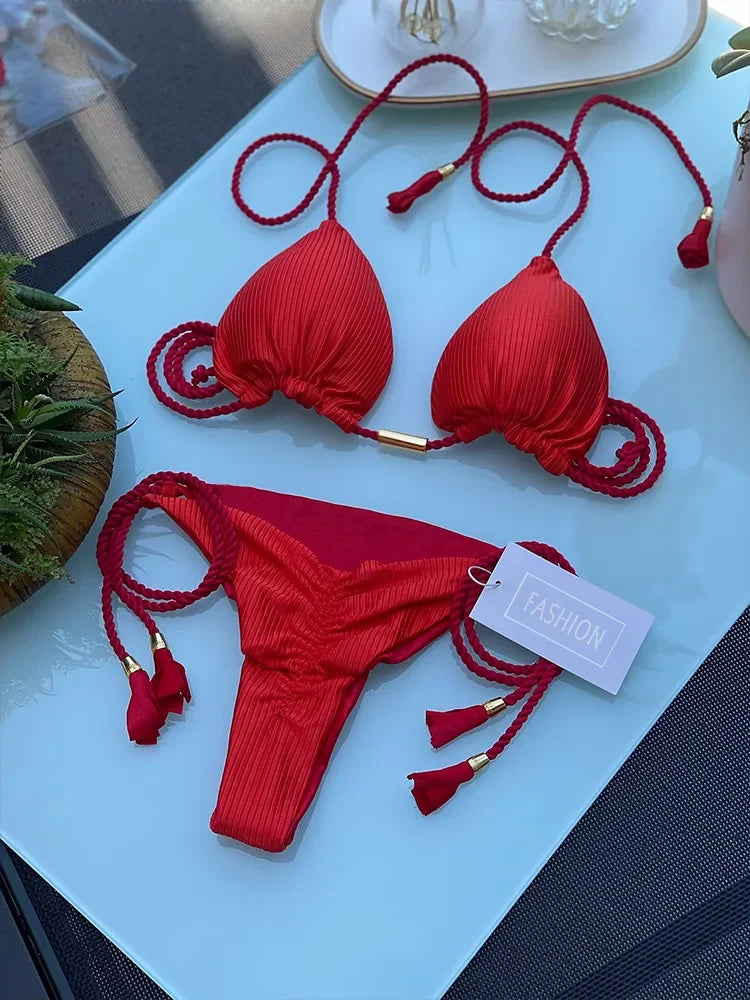 Biquíni Feminino Novo em Tecido Especial de Cor Sólida com Corda Multicolorido