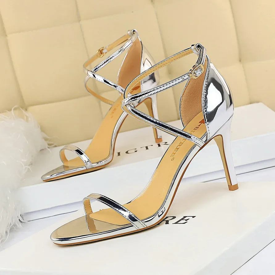 Sandálias gladiadoras femininas com salto alto de 8cm e 11cm, rasteirinhas de verão, sapatos stiletto de stripper em ouro champanhe.