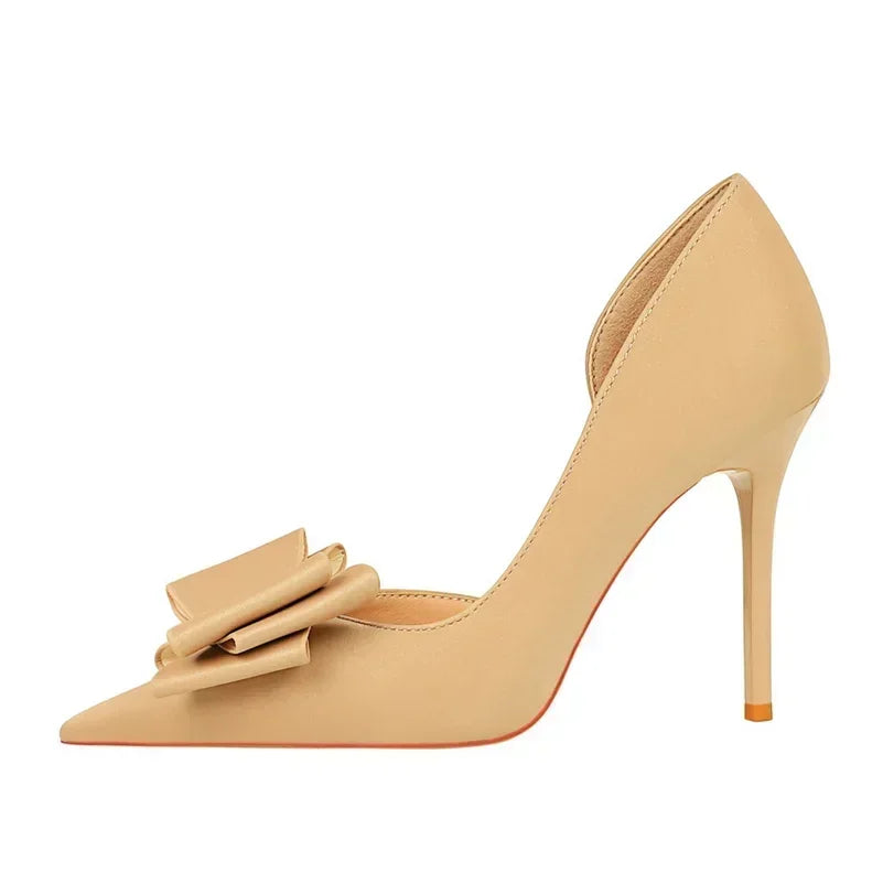 Saltos Altos Femininos de 10,5 cm 2024, Bombas Laterais Vazadas Doces Coreanas, Salto Kawaii com Laço em Verde e Roxo, Sapatos de Seda Satin para Festa e Formatura