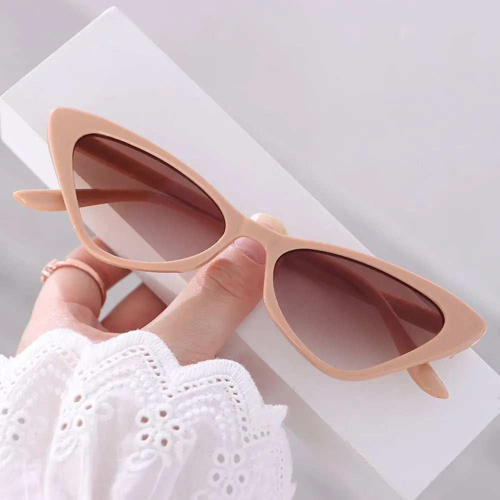 Novos Óculos de Sol Pequenos Cat Eye para Mulheres, Moda, Lentes Gradientes, Óculos de Sol Triangulares Femininos para Festas, Acessórios de Óculos UV400