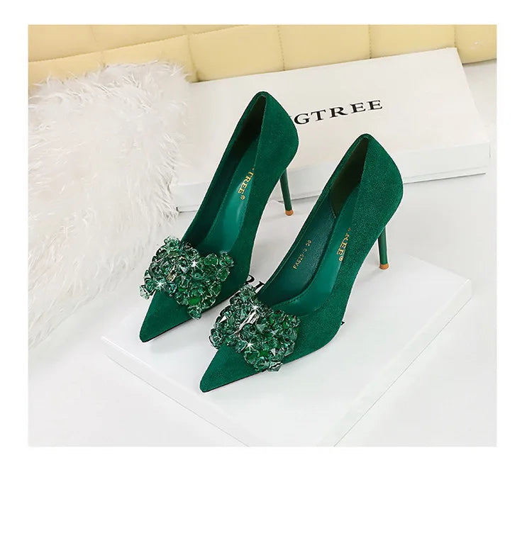 Sapatos BIGTREE 2025 Scarpin Feminino com Strass Laço Salto Alto Luxuoso Sapato de Banquete com Pedras Preciosas Salto Stiletto 9 cm Sapatos Femininos