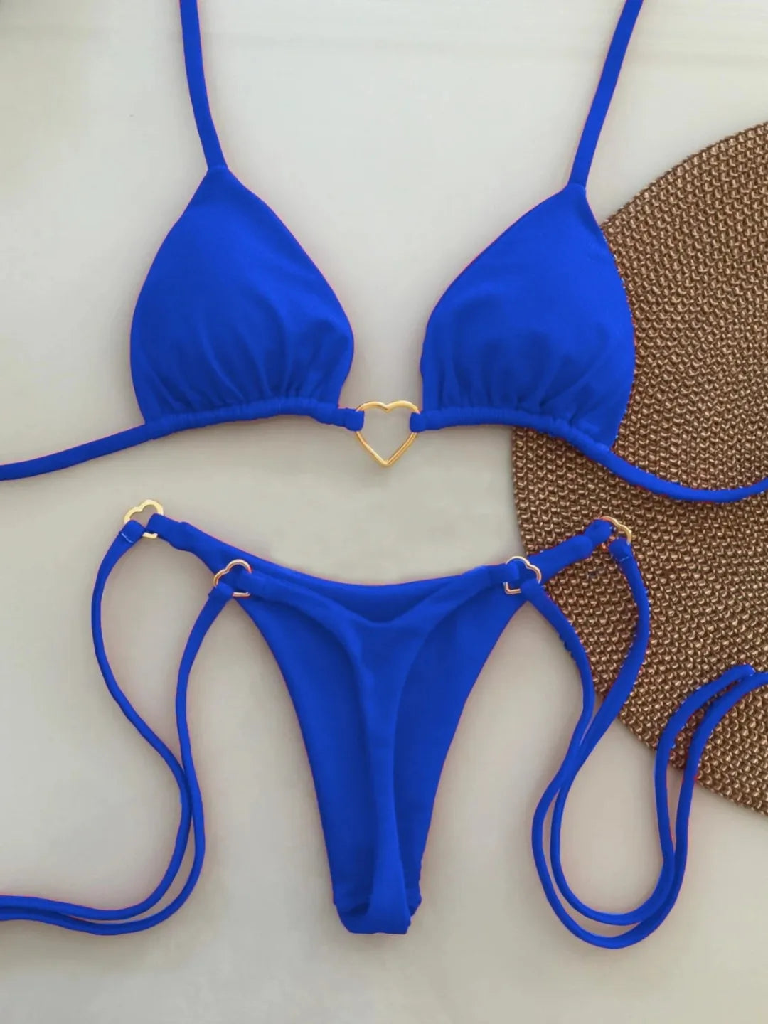 Novo Maiô Branco Sólido para Mulheres, Conjunto de Dois Peças com Cintura Baixa e Laço, Moda de Praia