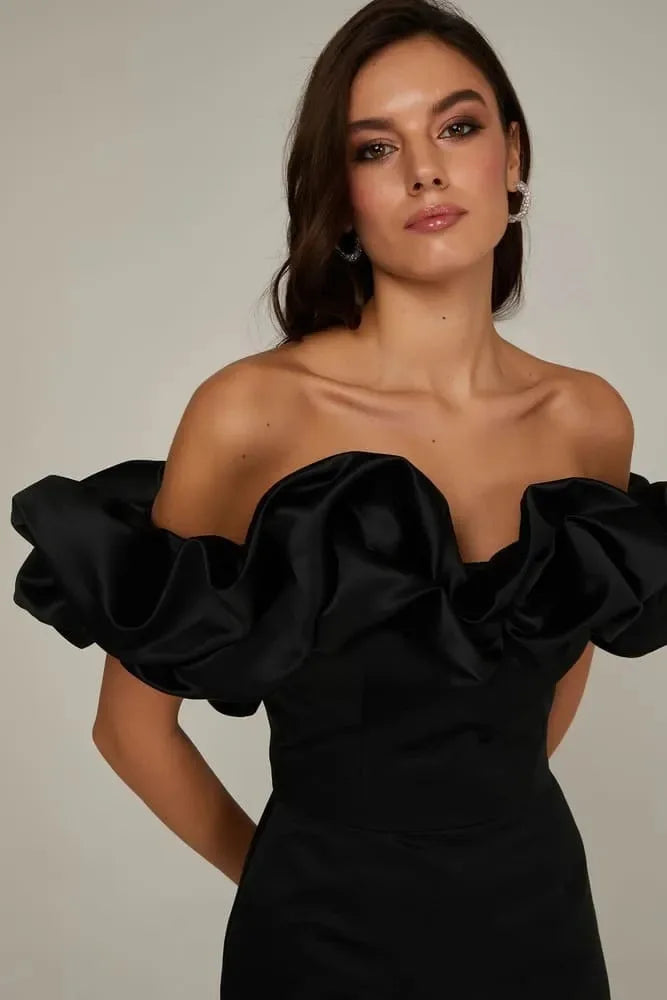 Vestidos de Festa Vermelho Elegantes Moda Feminina Tunics de Cintura Alta com Decote Oco Vestido Justo de Pacote de Quadril Curto para Praia 2025 Y2K