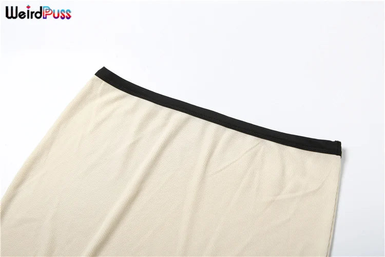 Conjunto 2 Peças de Mulheres com Gola Polo, Botões, Cropped e Mini Saias combinando, Roupas Elegantes e Estilosas para Rua