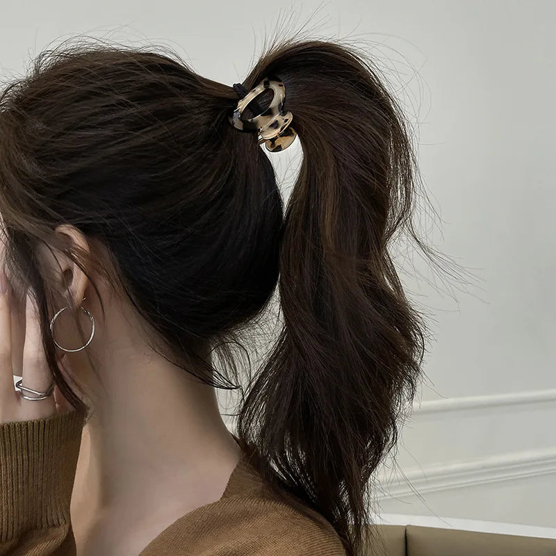 Clips de cabelo para mulheres novos em 2022, pequenos, de 4,5 cm, em acetato. Elegantes, coloridos e com design vazado. Acessórios de cabelo para meninas.