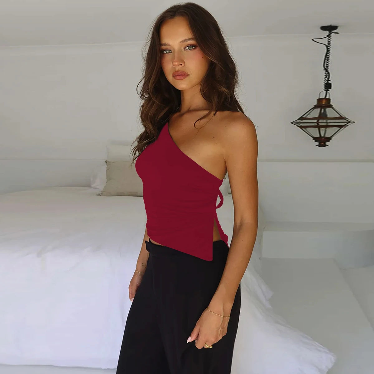 Top Justo Sem Mangas Costas Nuas com Alça Diagonal Sexy para Mulheres Festa de Praia 2024 Novo Modelo