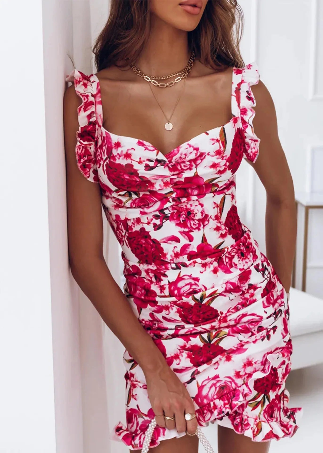Vestido floral sem mangas de decote em V com fundo assimétrico para mulheres