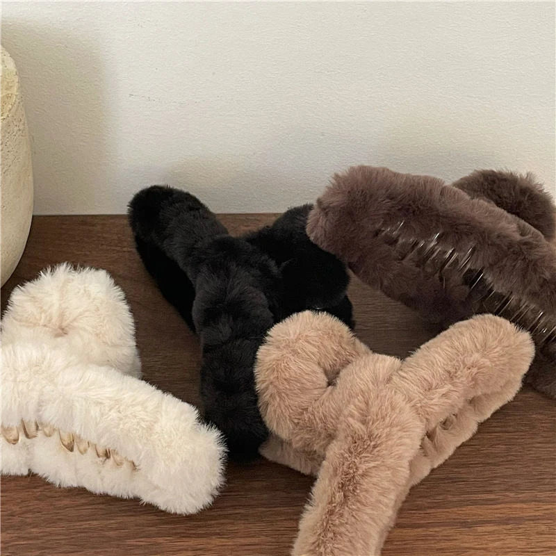 Clips de cabelo de tubarão grande em pelúcia de urso de cartoon com cabelo, claw faux fur, moda coreana para outono e inverno, clipes de caranguejo INS novos e presilhas.