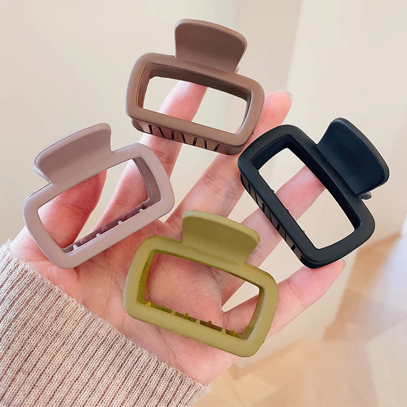 Conjunto de 4 peças de clipe de cabelo em plástico, pequeno, cor matte, formato quadrado, coração, geométrico, clipes de tubarão, clipe de cabelo, acessórios para cabelo feminino