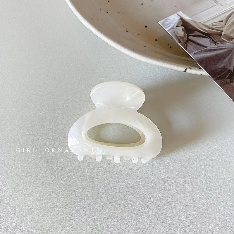 Clips de cabelo para mulheres novos em 2022, pequenos, de 4,5 cm, em acetato. Elegantes, coloridos e com design vazado. Acessórios de cabelo para meninas.