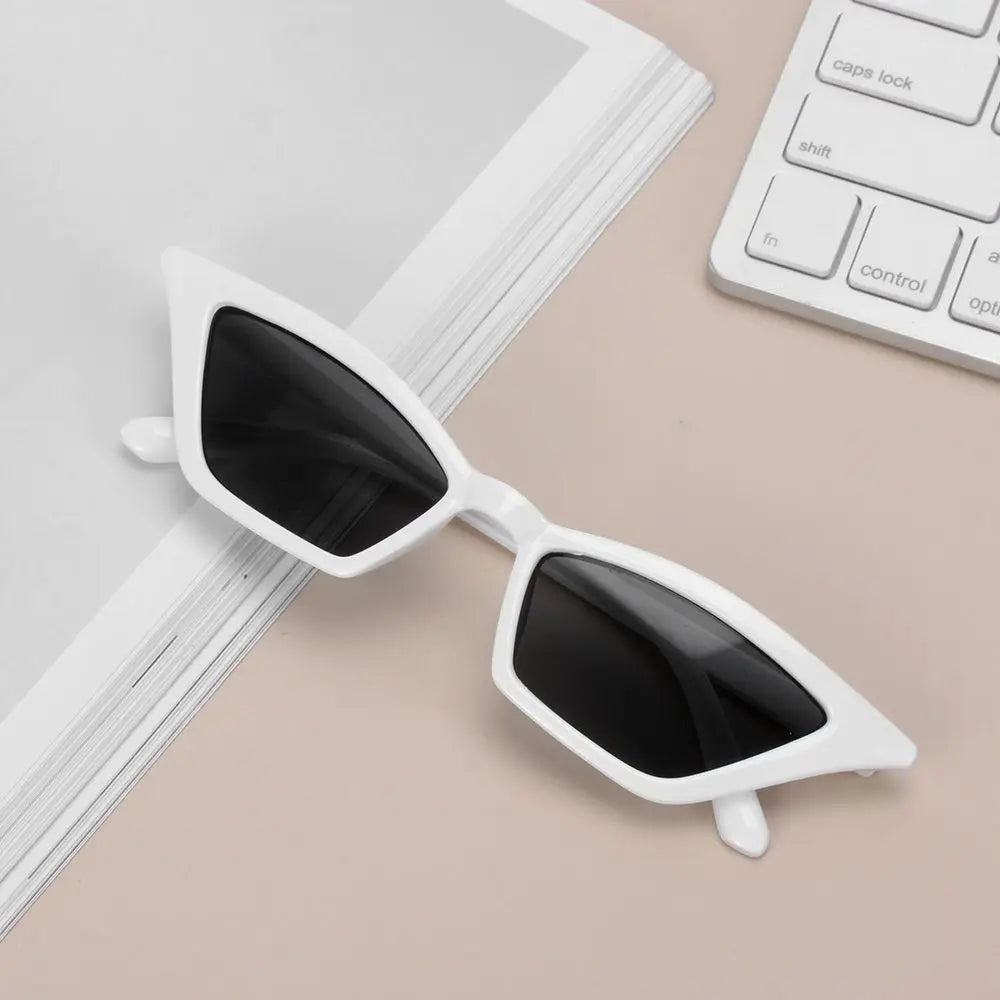 Novos Óculos de Sol Pequenos Cat Eye para Mulheres, Moda, Lentes Gradientes, Óculos de Sol Triangulares Femininos para Festas, Acessórios de Óculos UV400
