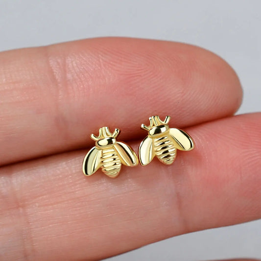 Brincos de Estudo de Inseto Fashion Cute - Brincos de Abelha Bumble Pequenos em Cor Dourada, Mini Rainha Abelha, Acessórios de Joias para Mulheres em Festa