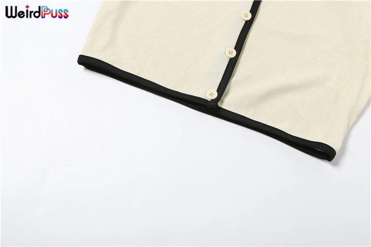 Conjunto 2 Peças de Mulheres com Gola Polo, Botões, Cropped e Mini Saias combinando, Roupas Elegantes e Estilosas para Rua