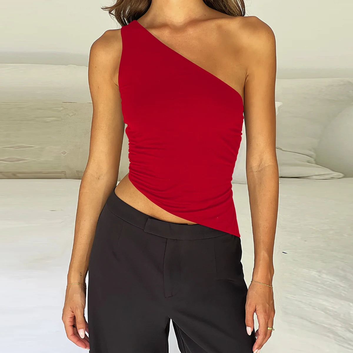Top Justo Sem Mangas Costas Nuas com Alça Diagonal Sexy para Mulheres Festa de Praia 2024 Novo Modelo