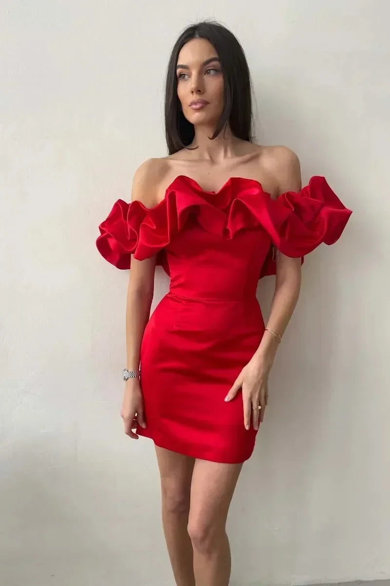 Vestidos de Festa Vermelho Elegantes Moda Feminina Tunics de Cintura Alta com Decote Oco Vestido Justo de Pacote de Quadril Curto para Praia 2025 Y2K