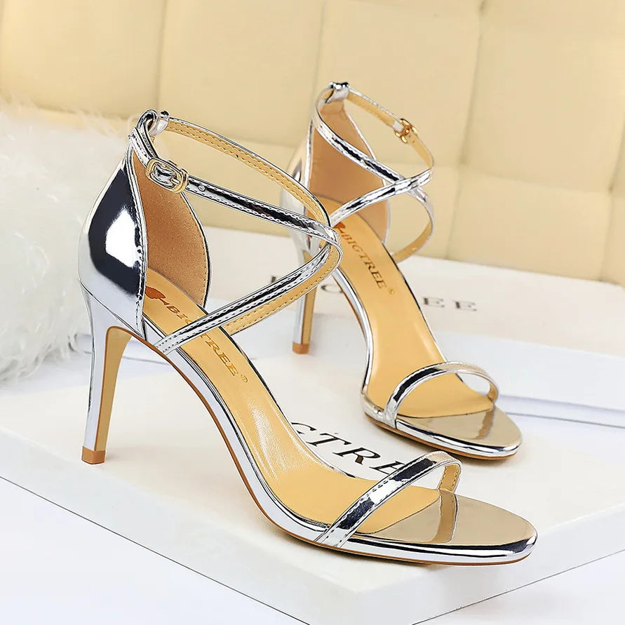 Sandálias gladiadoras femininas com salto alto de 8cm e 11cm, rasteirinhas de verão, sapatos stiletto de stripper em ouro champanhe.