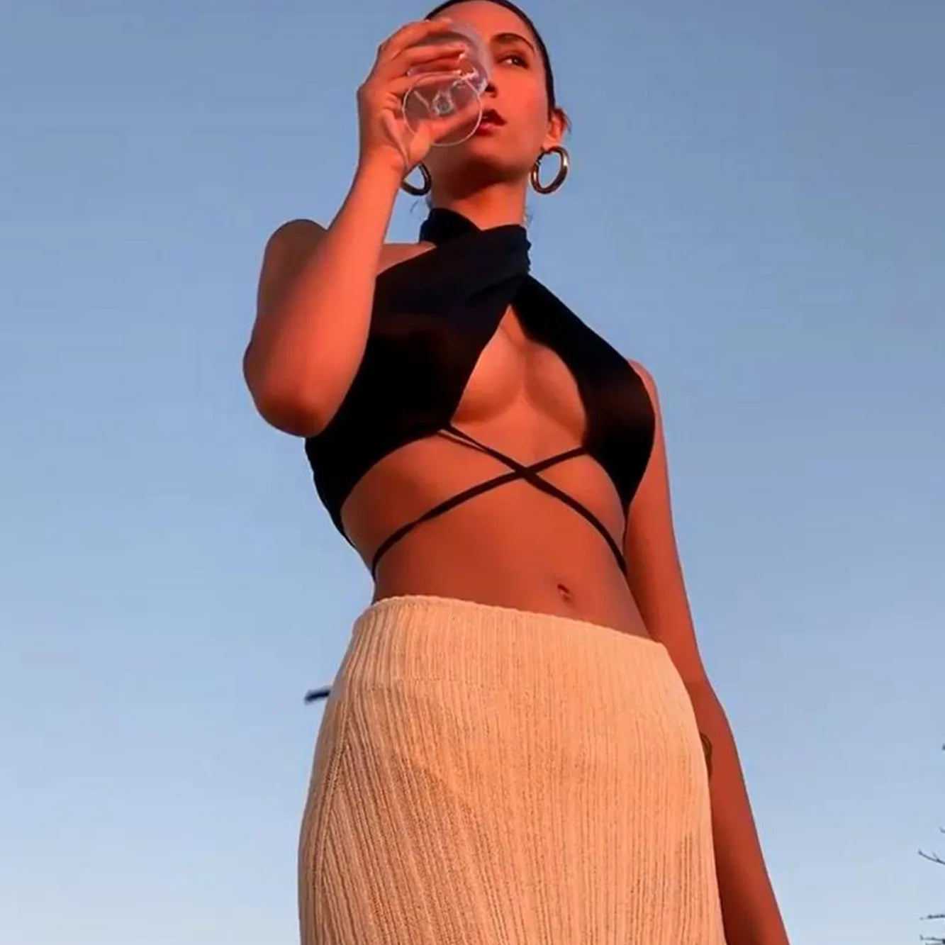 Top Crossover Feminino, Moda Feminina, Cropped Off-The-Shoulder, Top Sexy com Lace-Up, Top Y2K, Verão Feminino 2022