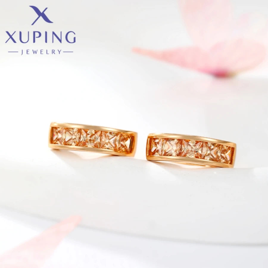 Brincos de argola elegantes em forma redonda, cor dourada, nova chegada da Xuping Jewelry, moda para mulheres e presentes de aniversário para colegiais X000745140