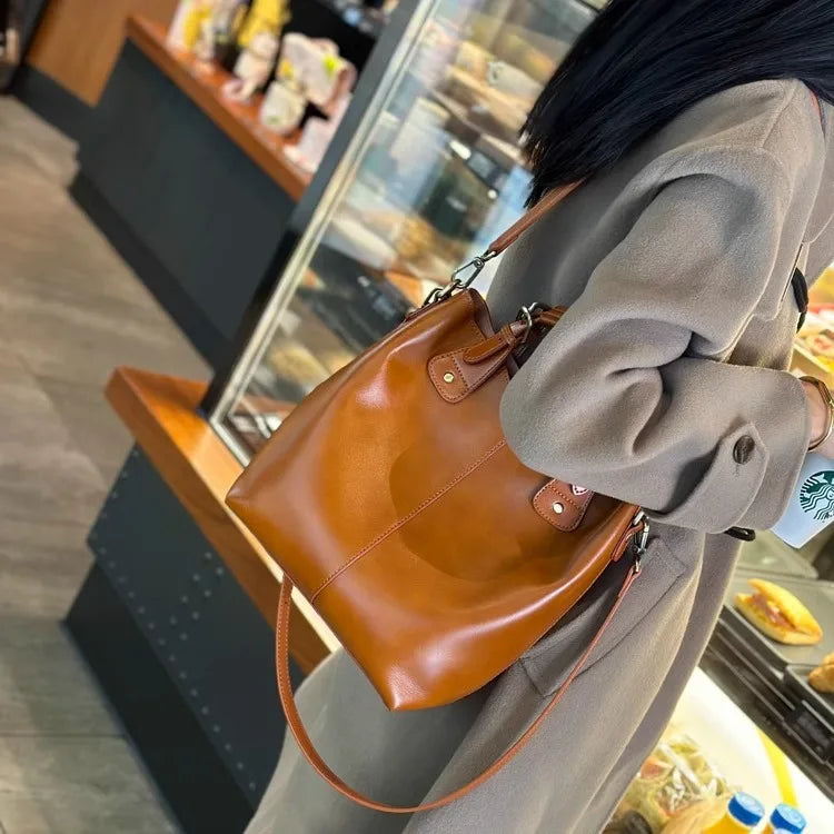 RanHuang New Arrive Women's Fashion Handbags High Quality Genuine Leather Shoulder Bags Large Bucket Bags Designer Handbags