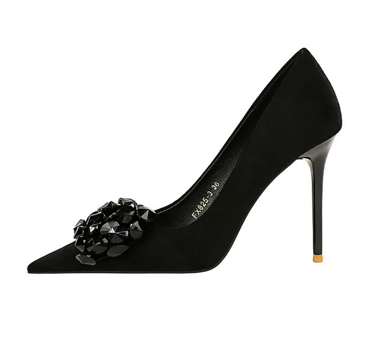 Sapatos BIGTREE 2025 Scarpin Feminino com Strass Laço Salto Alto Luxuoso Sapato de Banquete com Pedras Preciosas Salto Stiletto 9 cm Sapatos Femininos