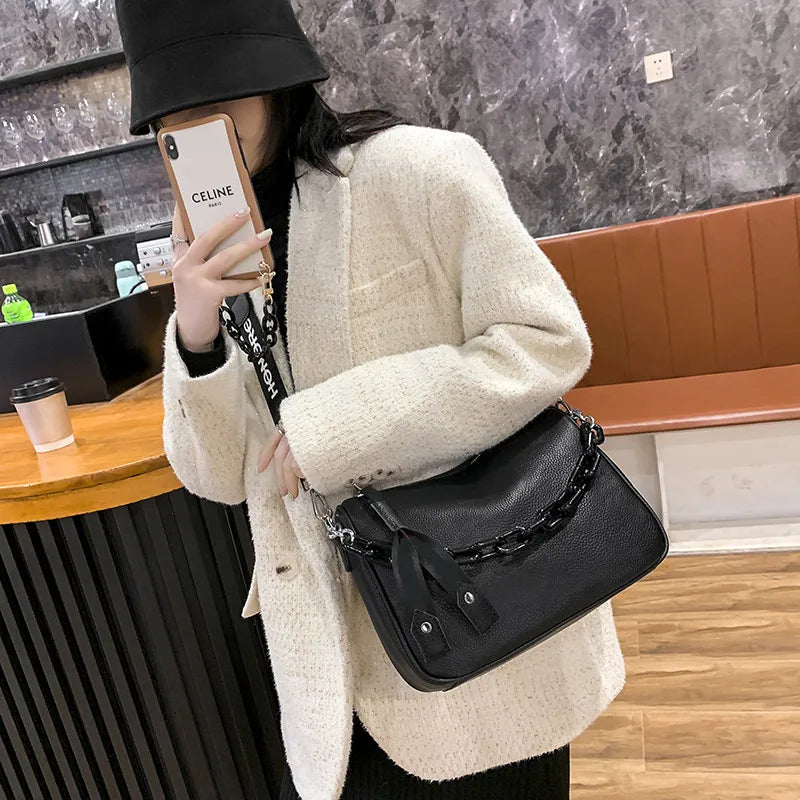 Cowhide Letter printing Handbag Designer Genuine Leather Women Shoulder bag Chains Female Tote Luxury Brand Ladies Messenger Bag