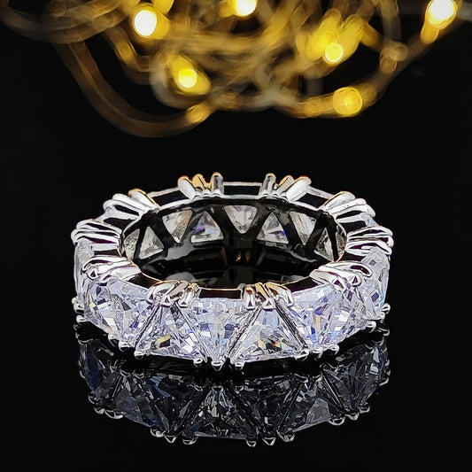 Anel Eternity Band de Cor Prata Luxuosa 2024 para Mulheres - Presente de Aniversário, Joias no Atacado R6505