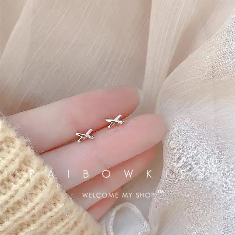 Minimalism Heart Earring 925 Silver Needle Allergic Protection Mini Small Stud Earrings for Women Girls Jewellery Wholesale Gift