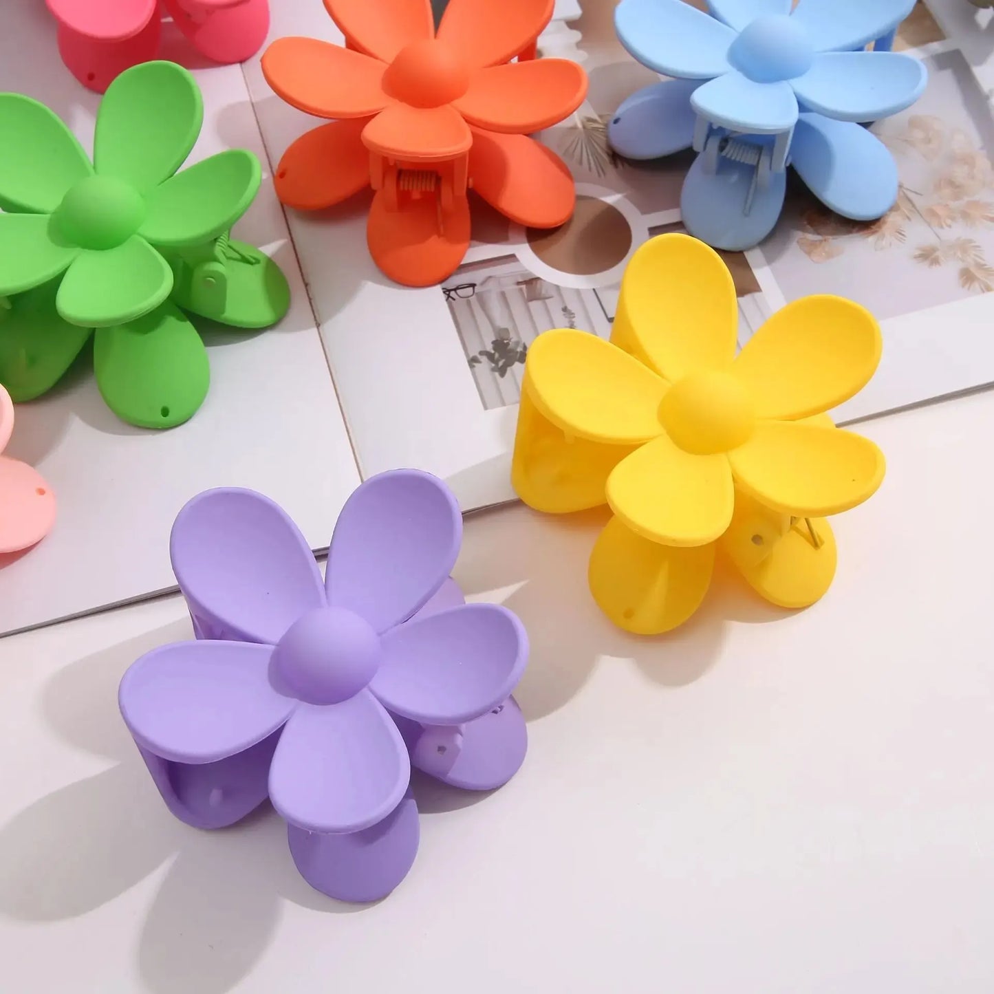 Conjunto de 8 peças de grampo de flor da moda para mulheres e meninas, grampo de cabelo doce, presilhas de cabelo, grampos coreanos, garras de cabelo para mulheres, acessórios de cabelo.
