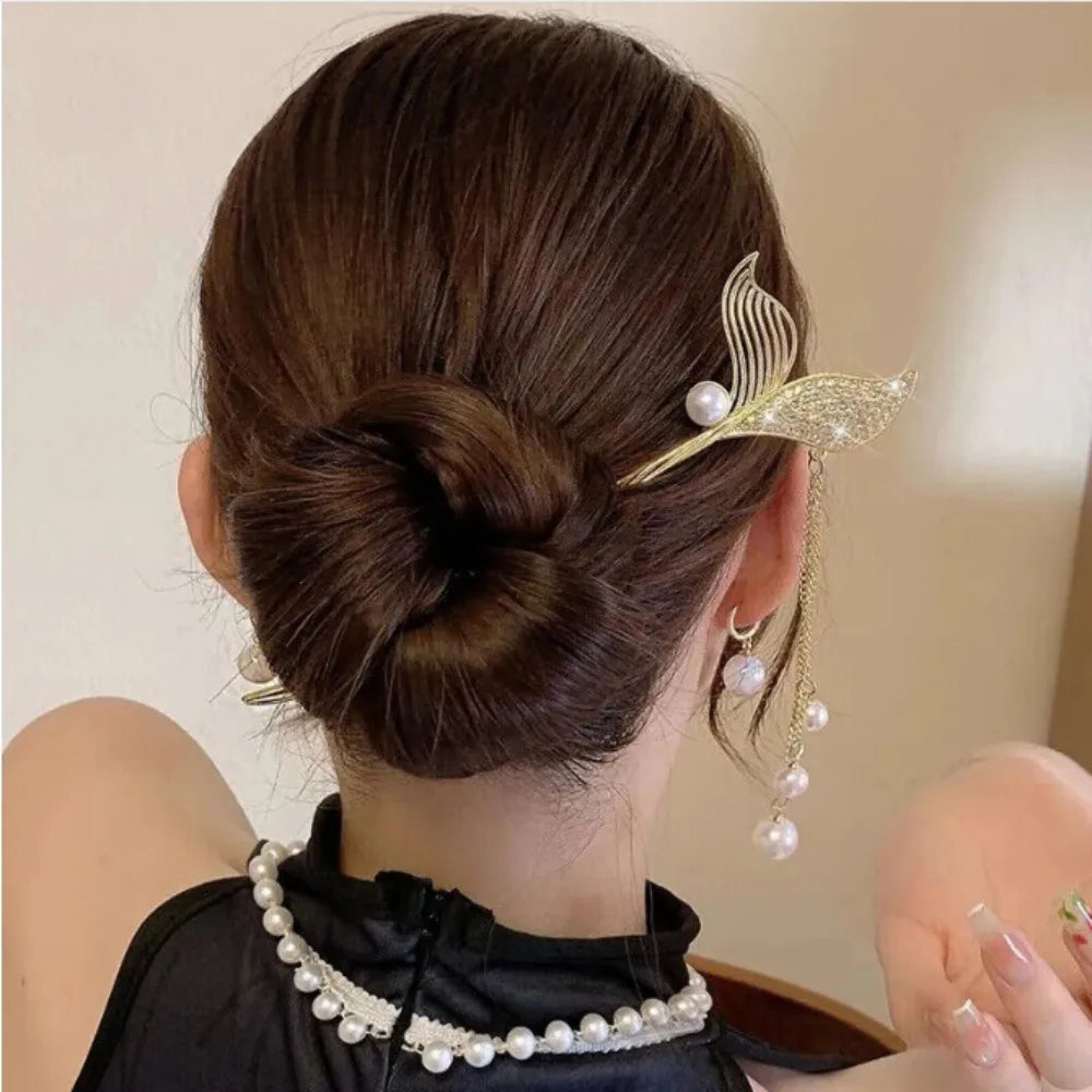 Pinhão de cabelo estilo chinês com hastes de metal, estilo antigo, com franja de orquídea, flor, tassel e acessórios para cabelo feminino.