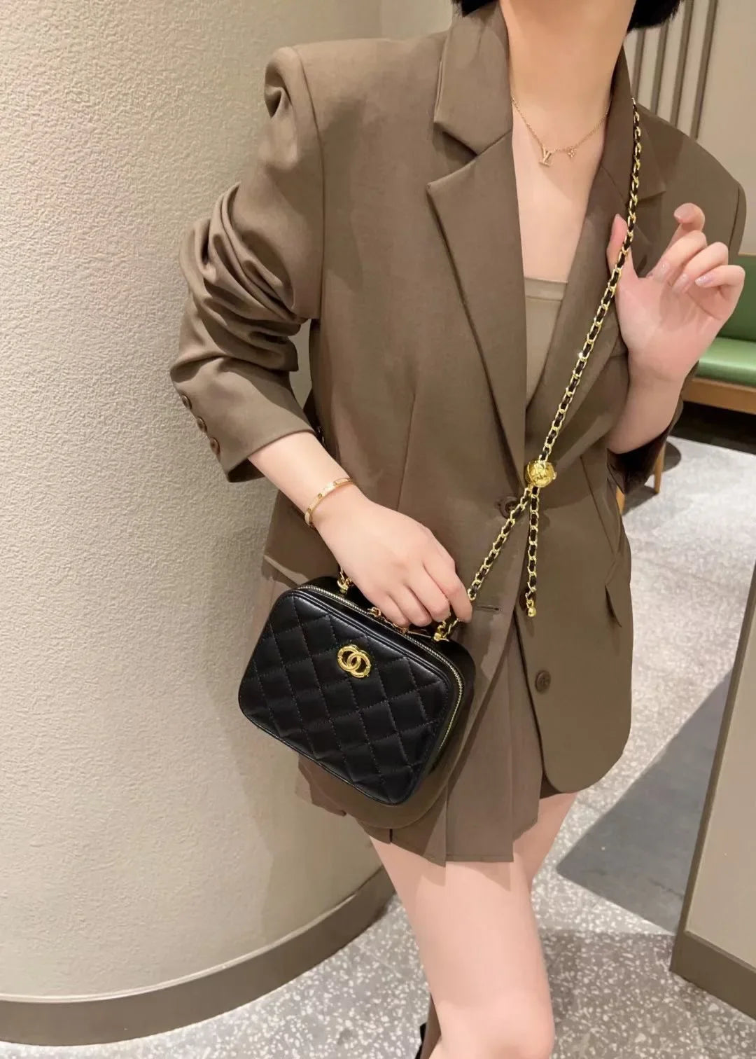 2024 New Styleargyll Genuine Leather Tweed Box Bag Women's High-end Feel Chain Fashionable Versatile Shoulder Crossbody Bag