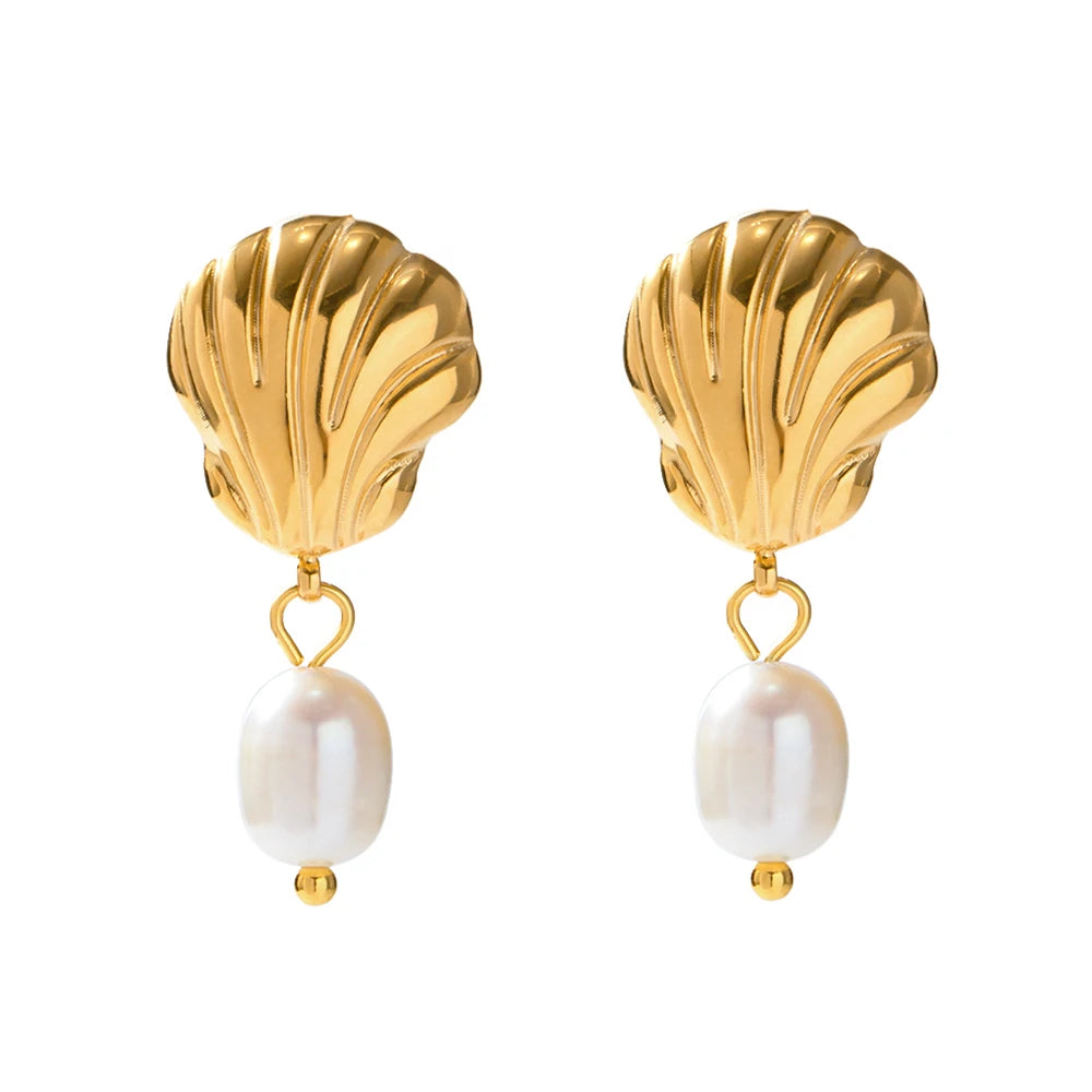 Brincos de Pérola de Água Doce Natural da Youthway Beach Shell para Mulheres, Cor Dourada, Joias à Prova D'Água para Festas com Temperamento